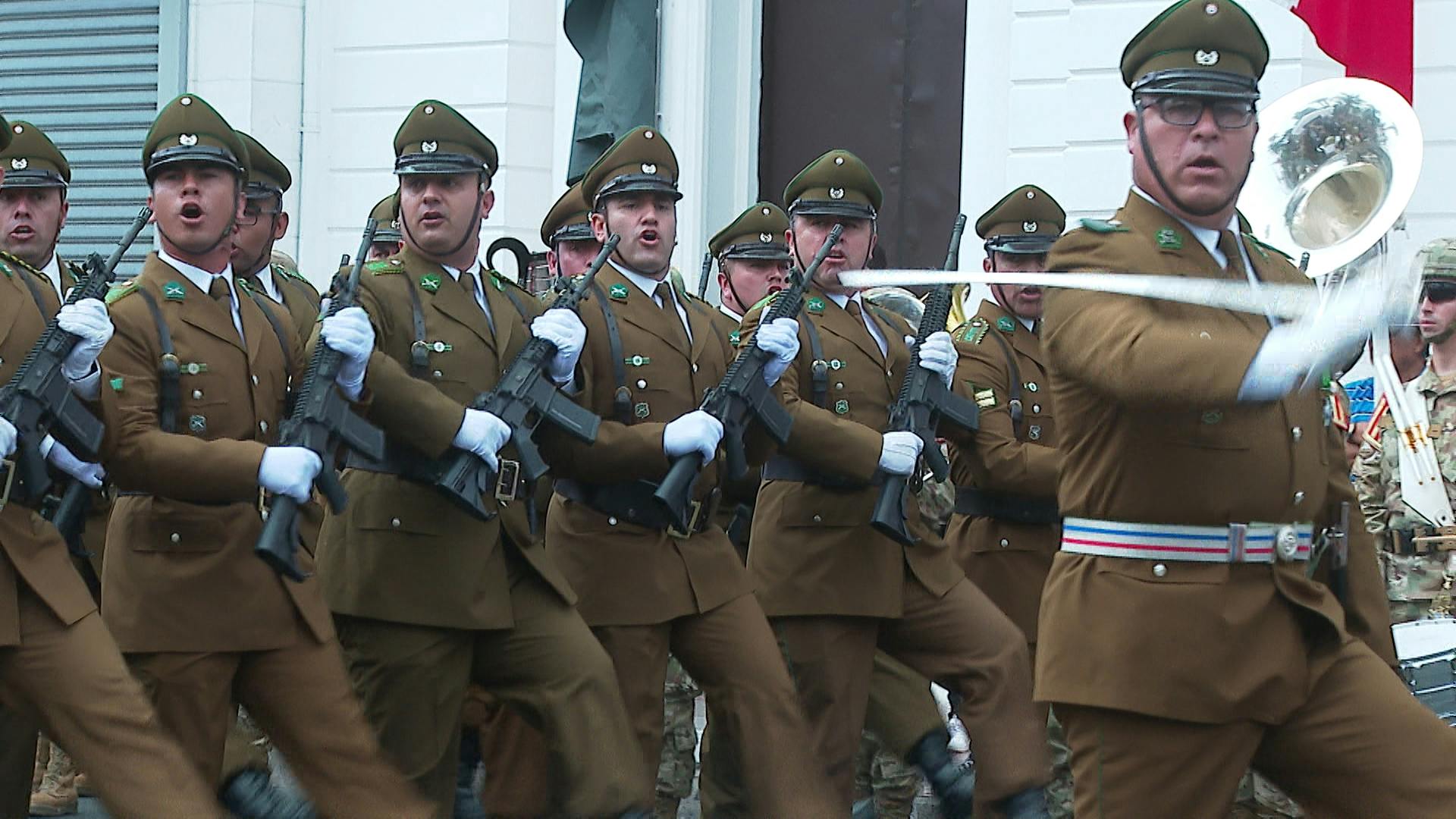 Carabineros llevó a cabo hoy su tradicional desfile de aniversario 