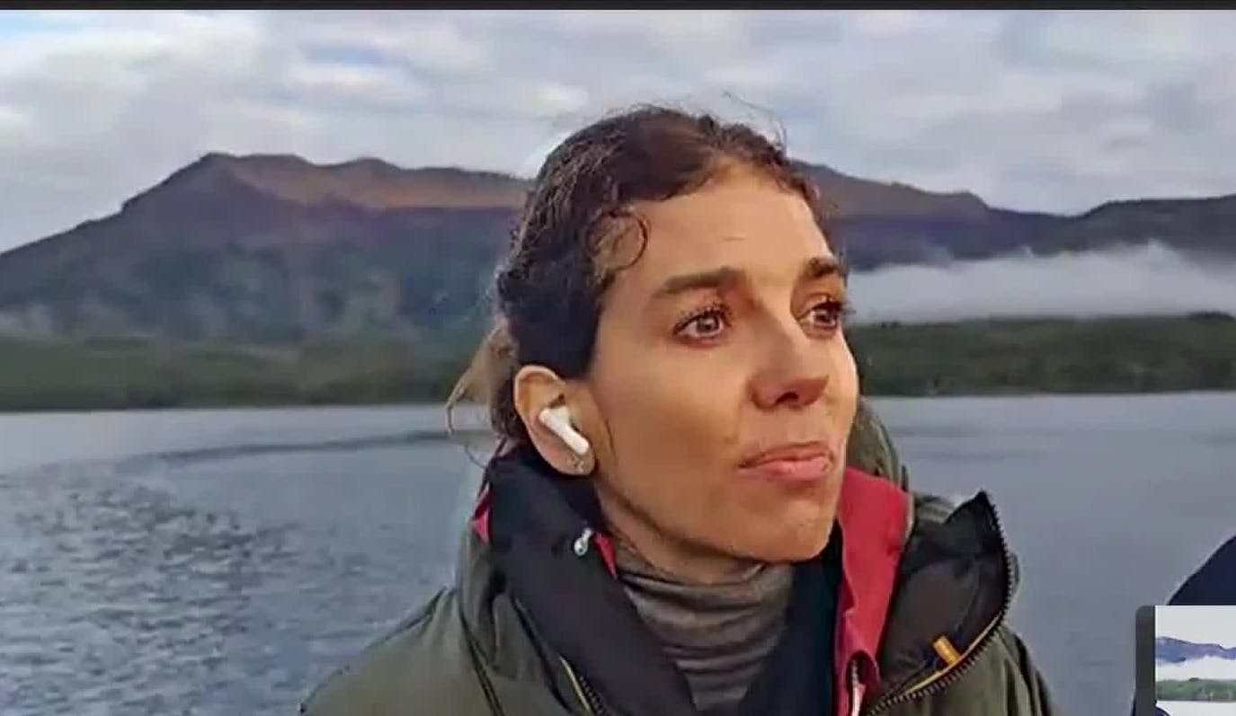 Mari Godoy fue sorprendida por alerta de tsunami mientras navegaba en el Estrecho de Magallanes