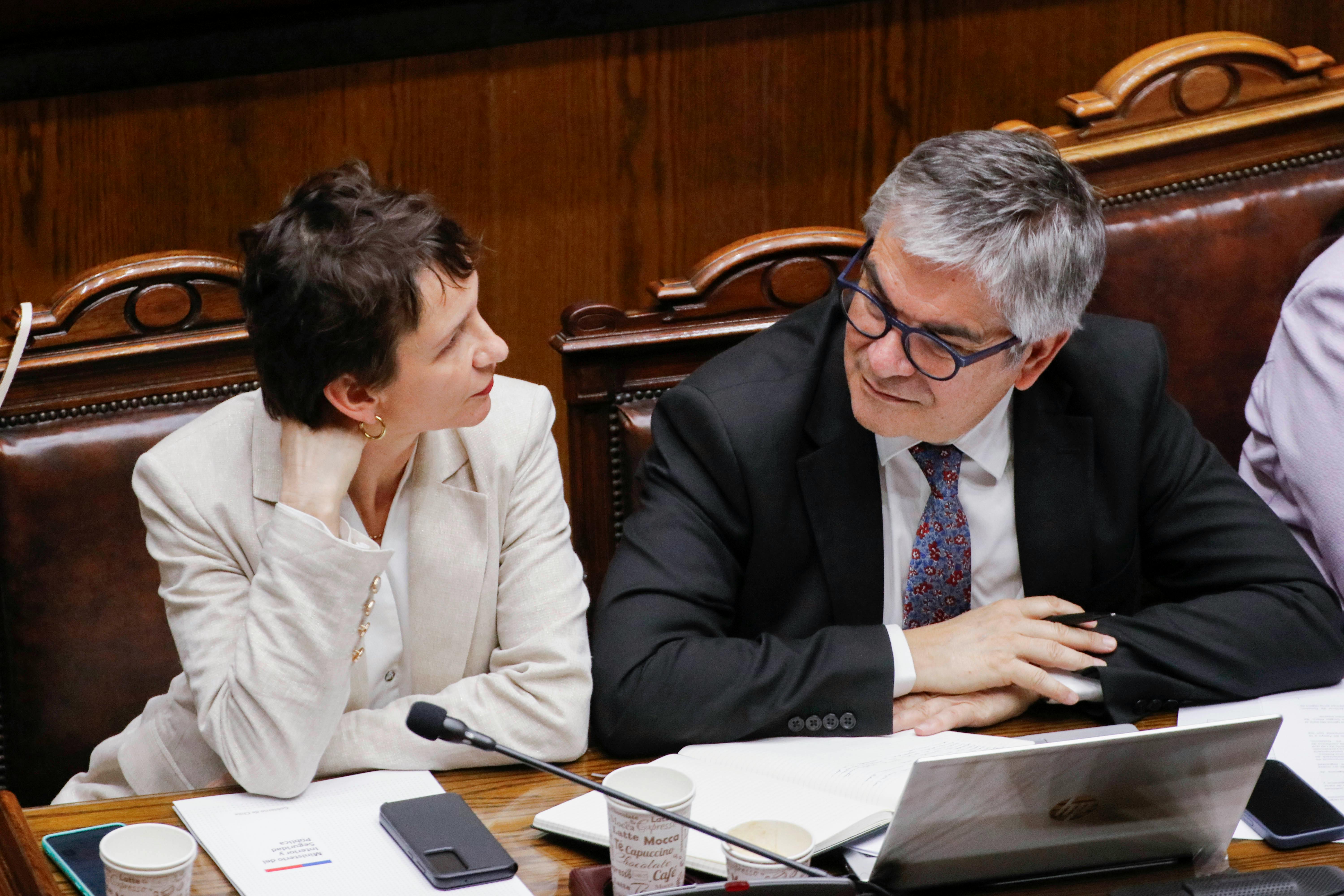 Analista por relación Tohá-Marcel: "Podría tener efecto respecto del debate de conflicto de interés"