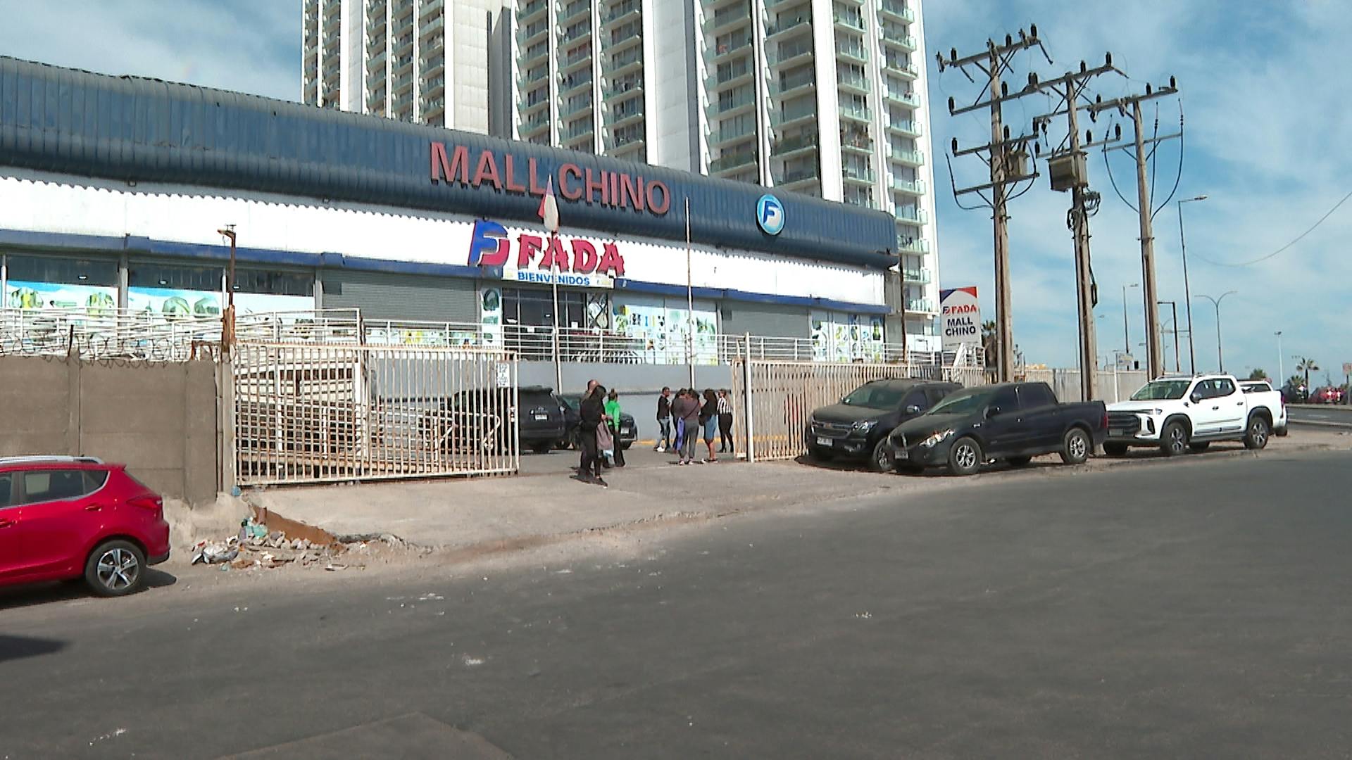 Investigan caída fatal de un trabajador en mall chino