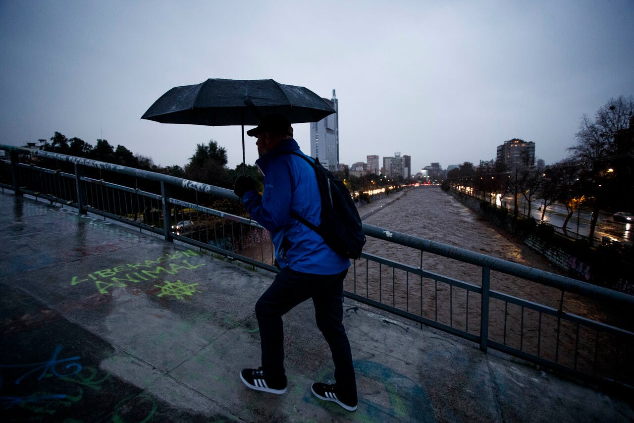 Iván Torres, el infalible responde: ¿Hasta qué hora lloverá en la zona central? 