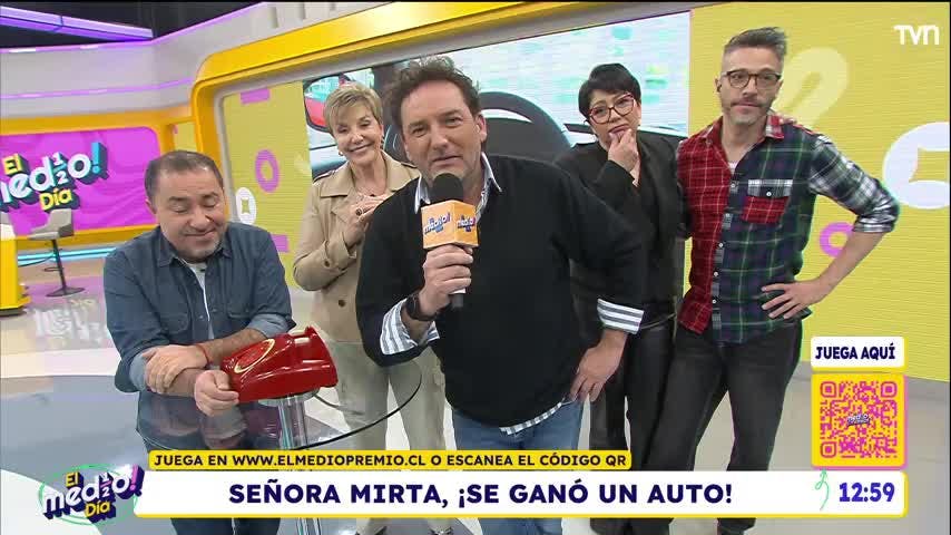 Entre lágrimas: señora Mirta se emociona al ganar un auto cero kilómetro