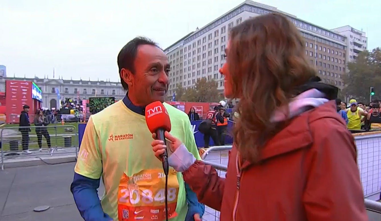 Ministro del Deporte, Jaime Pizarro da el ejemplo corriendo los 21K