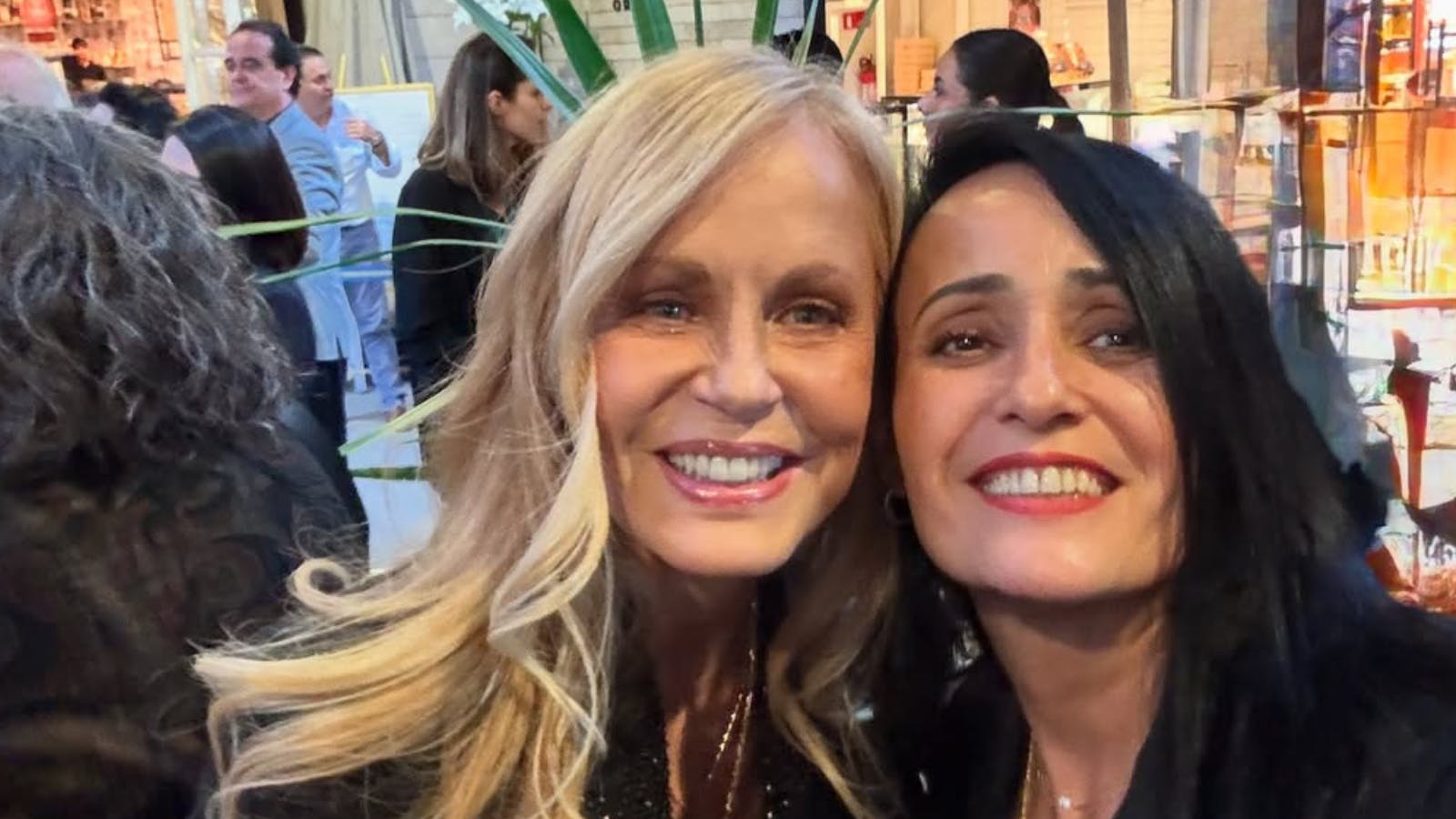 "Por una decisión propia...": Carolina Gutiérrez revela el actual vínculo con Cecilia Bolocco a 38 años de su reinado 
