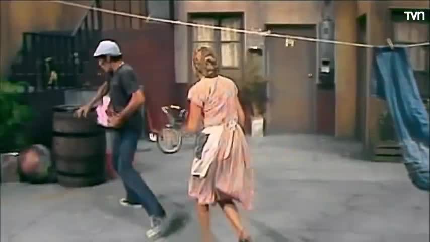 El Chavo del 8: Los pantalones del tendedero