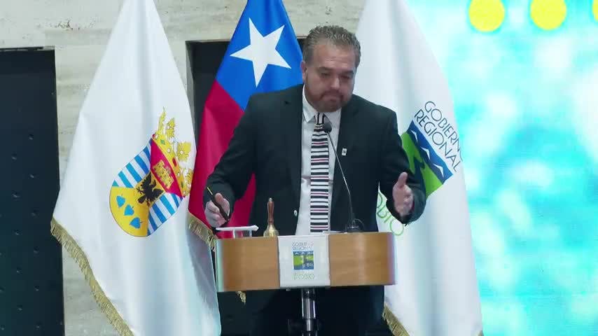 Con críticas a la administración anterior, el Gobernador Giacaman hizo su primera Cuenta Pública