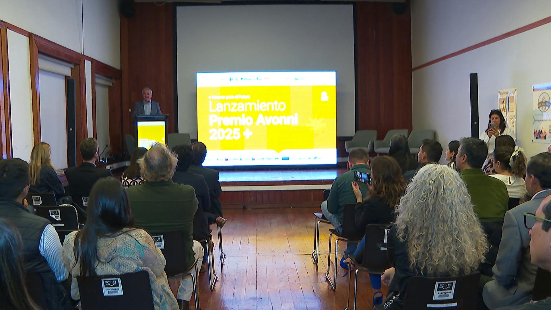Lanzan premio nacional de innovación Avonni 2025