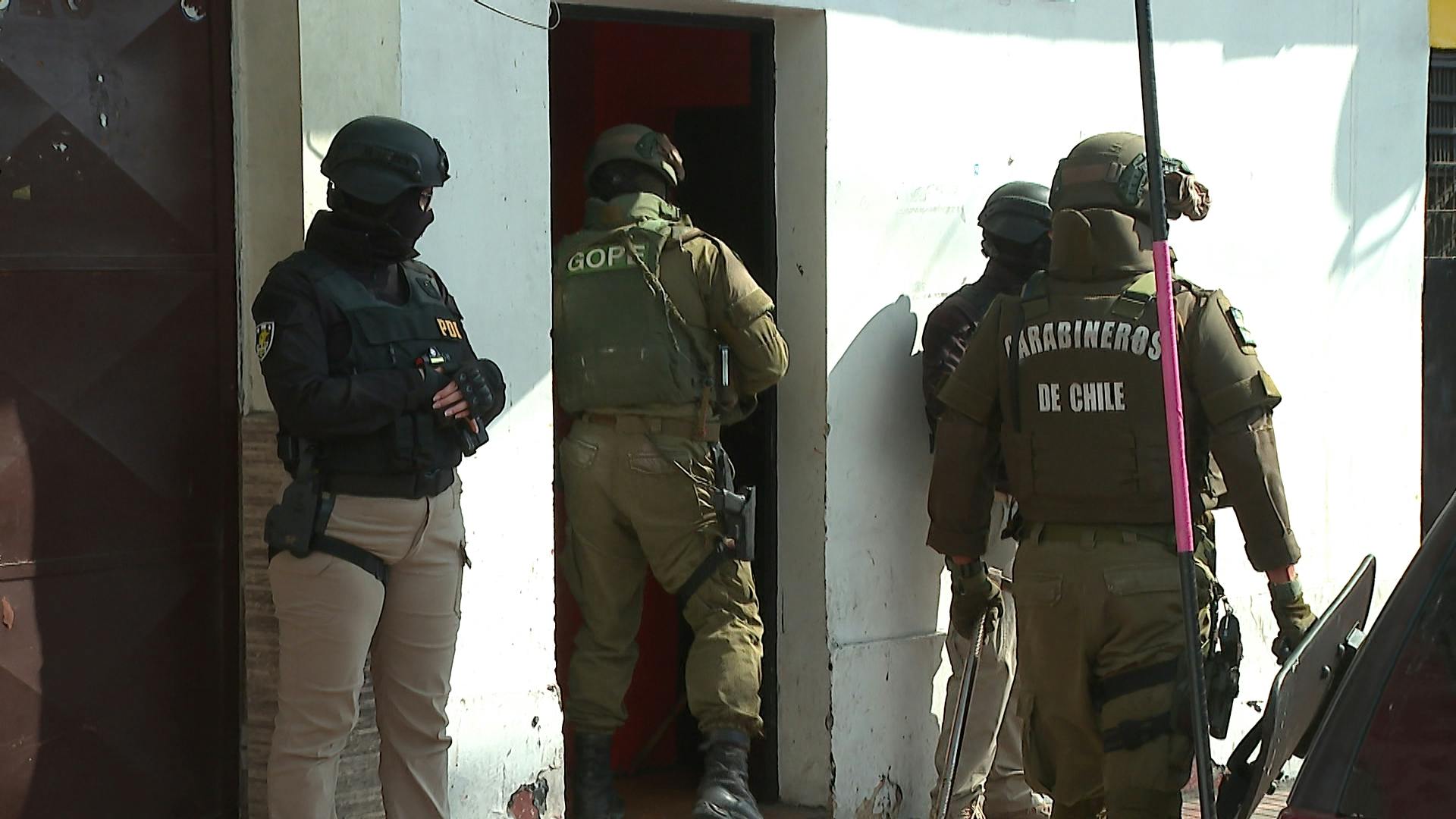 PDI y carabineros realizan operativos simultáneo para combatir delincuencia 