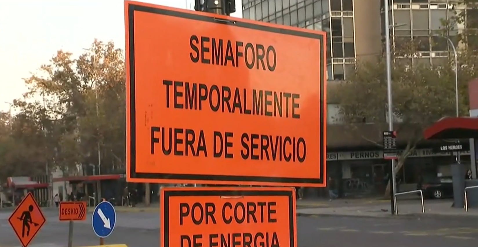 "Hagan un detergente bueno": La insólita medida ante el masivo apagón de semáforos
