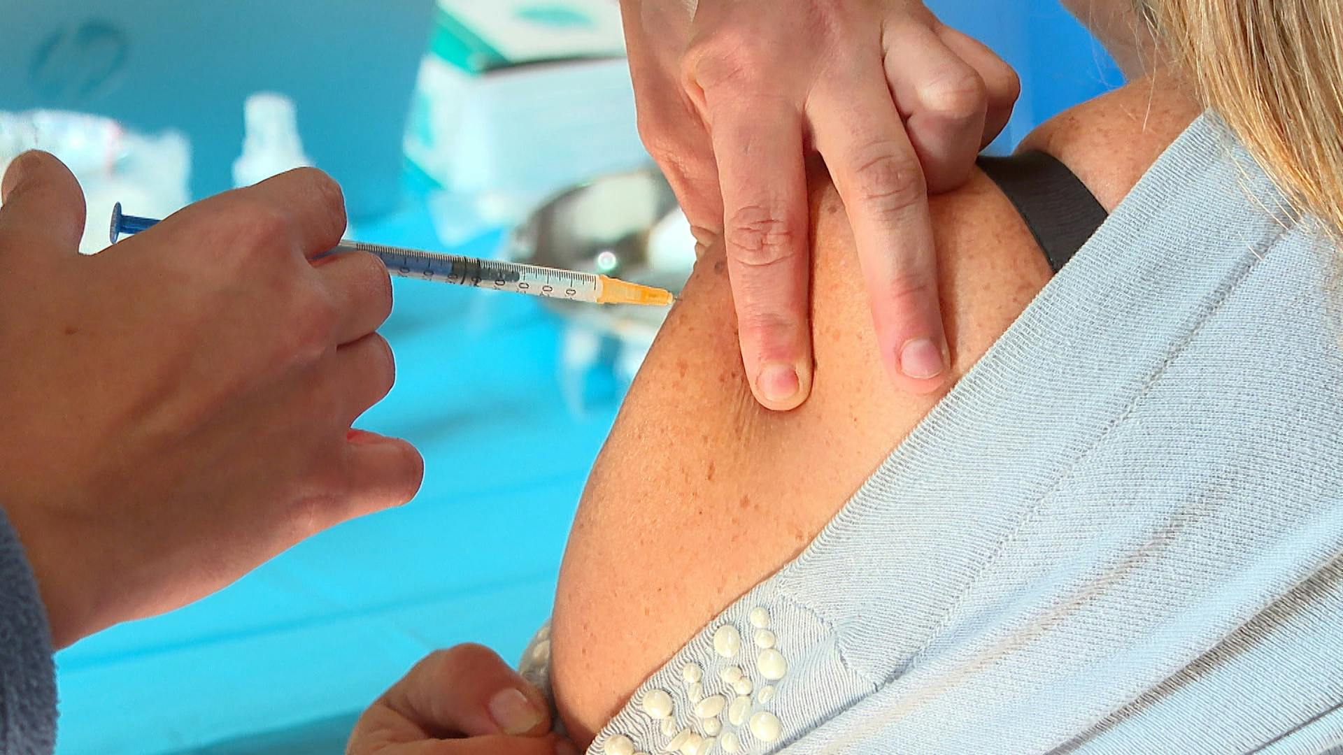 Avanza campaña de vacunación contra influenza