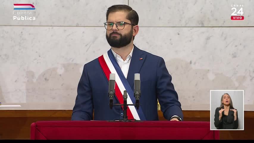 Presidente Boric recuerda el estallido social: "Decirle estallido delictual insulta a quienes participaron pacíficamente"