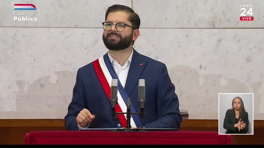 Boric destaca baja de migración irregular: "Fue uno de los malos legados del gobierno anterior"