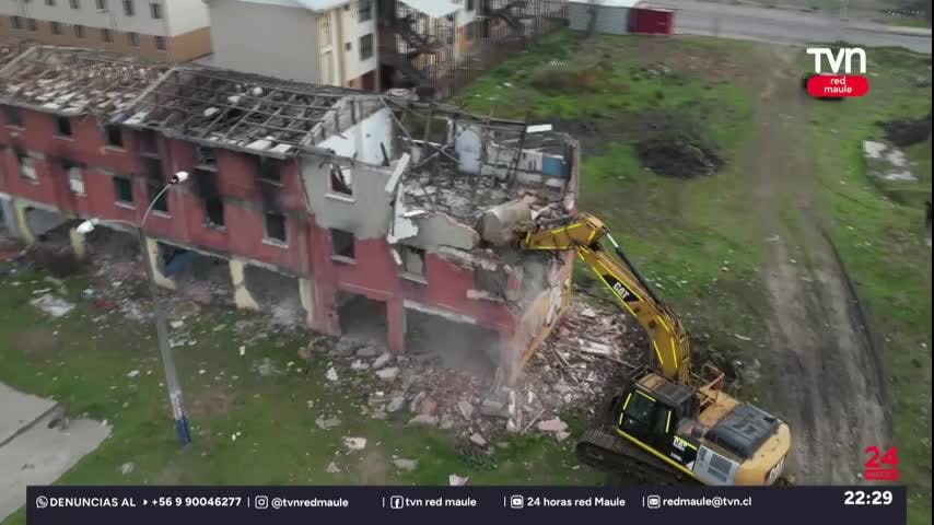 Derriban el último block de departamentos de Las Américas