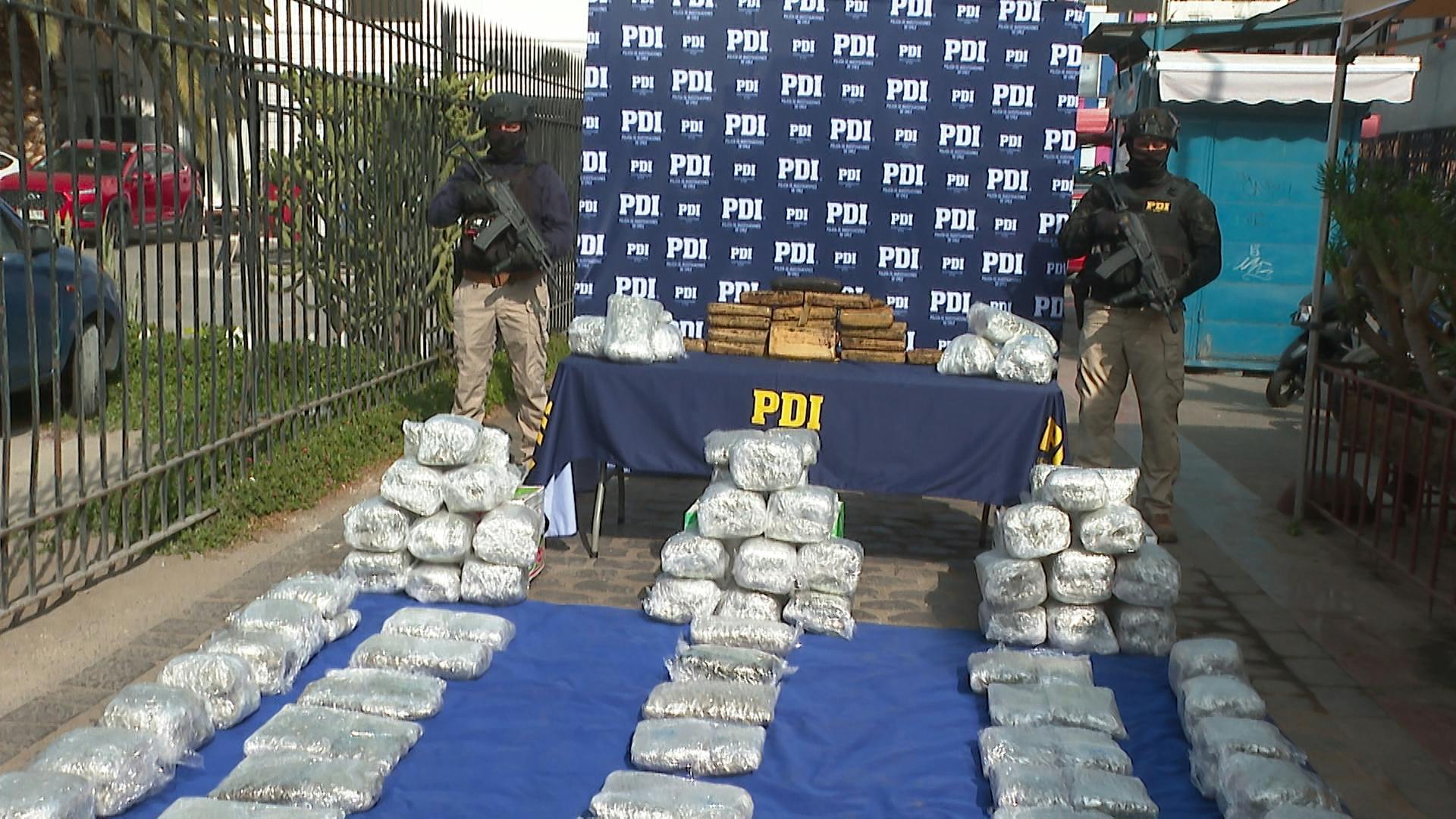 PDI decomisa 240 kilos de droga
