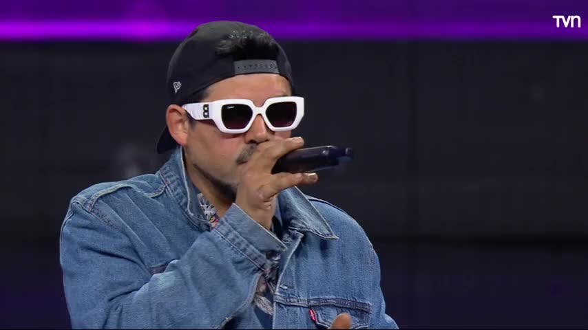 Bad Bunny echado por Luis Jara