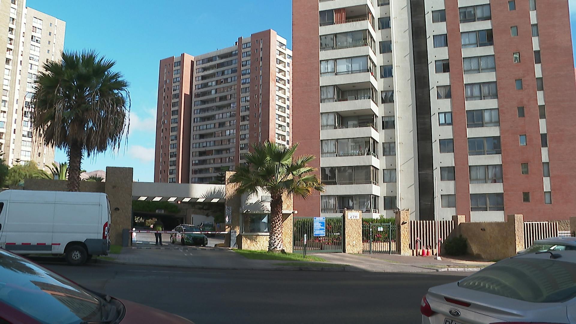 Joven falleció tras caer desde el piso 12 de un edificio en el sector sur de Antofagasta