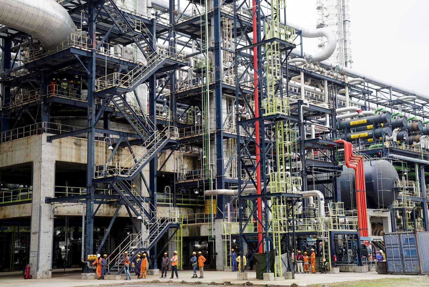 Efectos de conflicto Irán-Israel: "La clave para el precio del petróleo es el Estrecho de Ormuz"