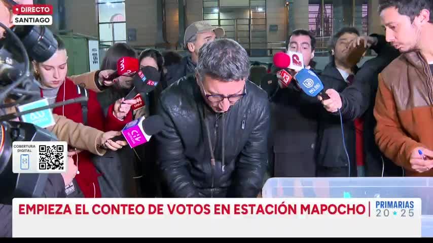 Comienza el cierre de mesas y conteo de votos en todo el país