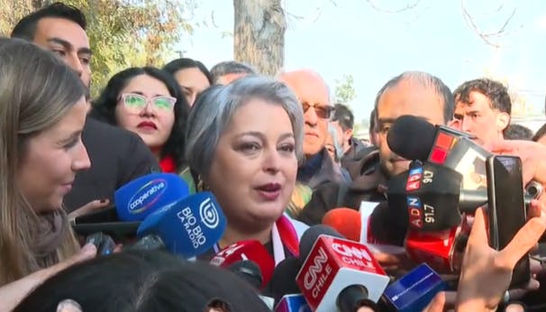 Jara arrasa y se convierte en la candidata única oficialista