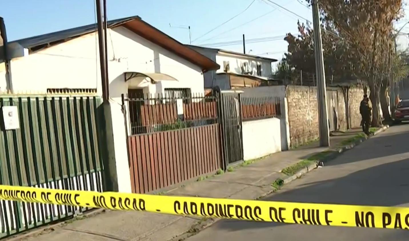 Confirman una detenida: Investigan posible parricidio por cadáver encontrado en maleta