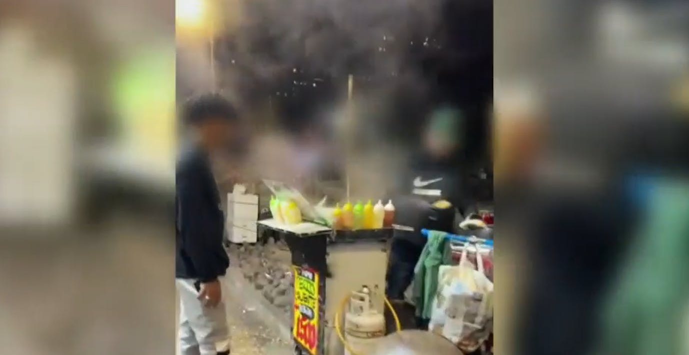 Avenida fritanga: Ambulantes siguen invadiendo las calles de Estación Central