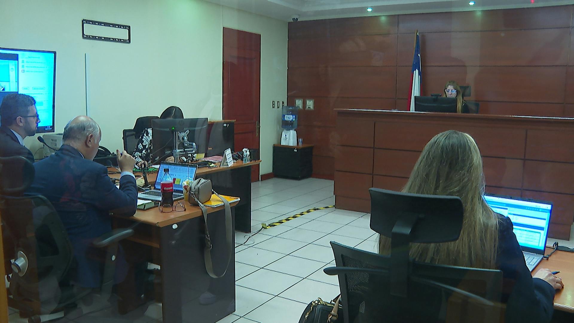 Ex alcalde de Antofagasta Jonathan Velásquez no se presentó a formalización por delito de violación de secreto particular 