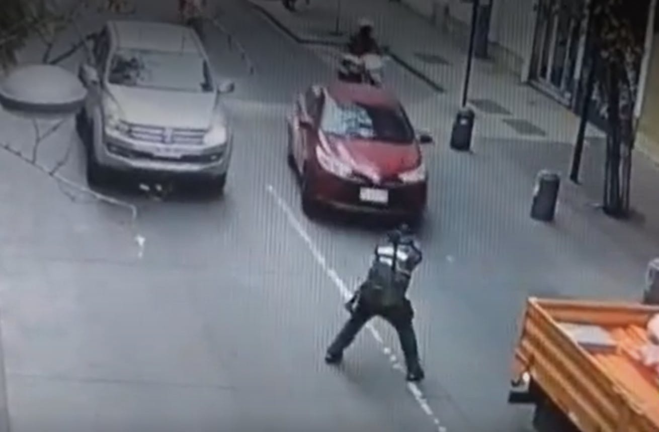 "¡Qué rabia hue...!": Eduardo Fuentes critica a la justicia por dejar libre a extranjero que atropelló a carabinero 