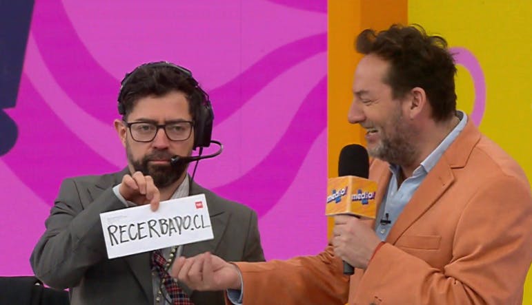 "¡Ya está registrado!": La broma que sacó risas en Daniel Fuenzalida en "El Medio Día" 