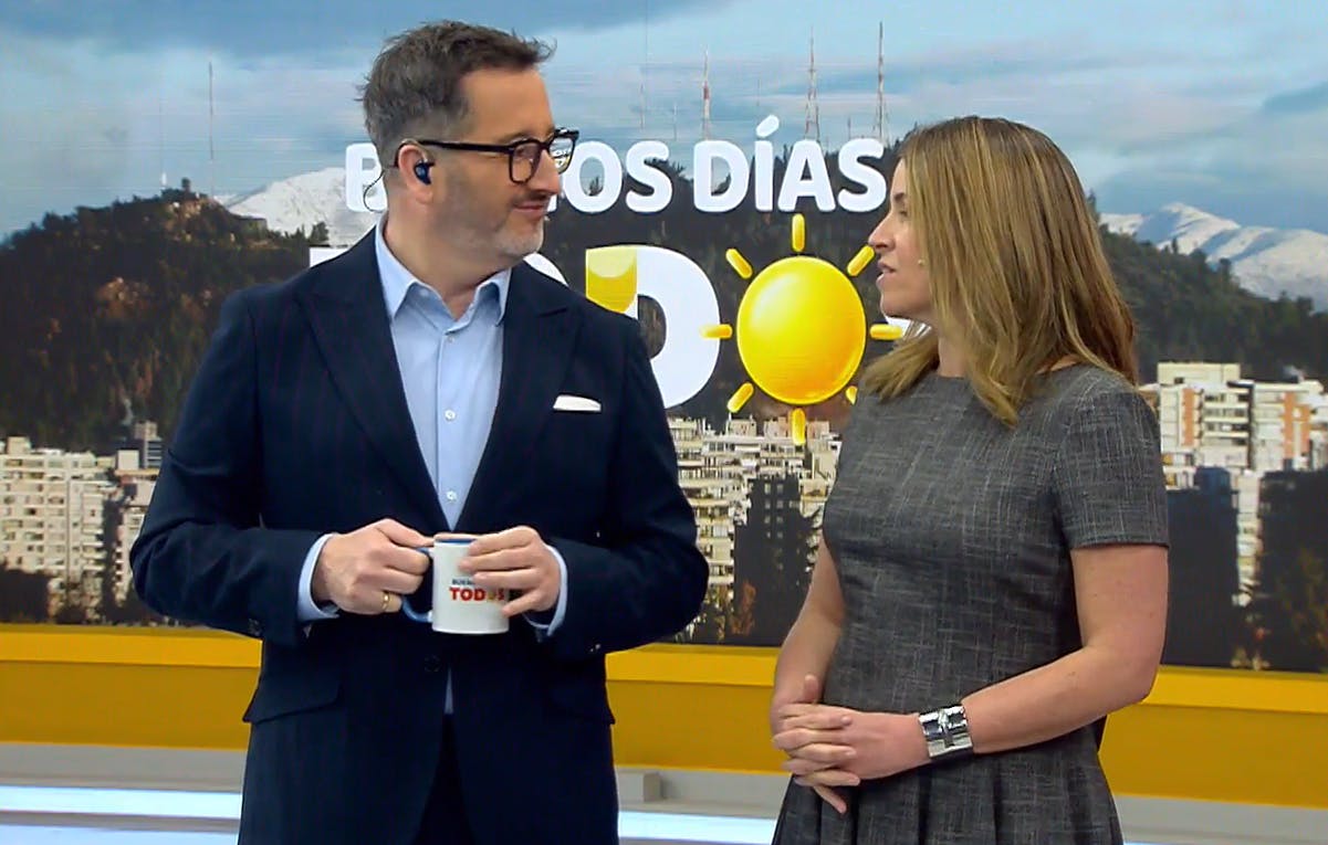 Faltó Omega 3: El inocente chiste de Eduardo Fuentes para comenzar la semana