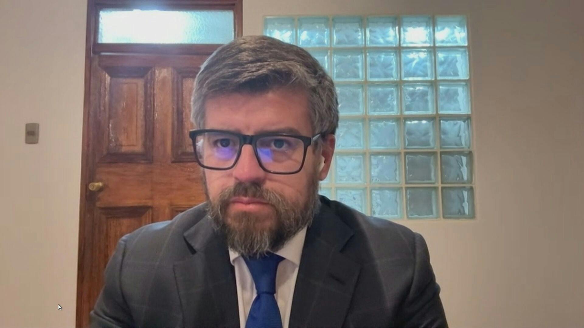 Diputado Araya (IND-PPD) tras incomodidad de Jara con el PC: "Hago un llamado a que actuemos con responsabilidad"