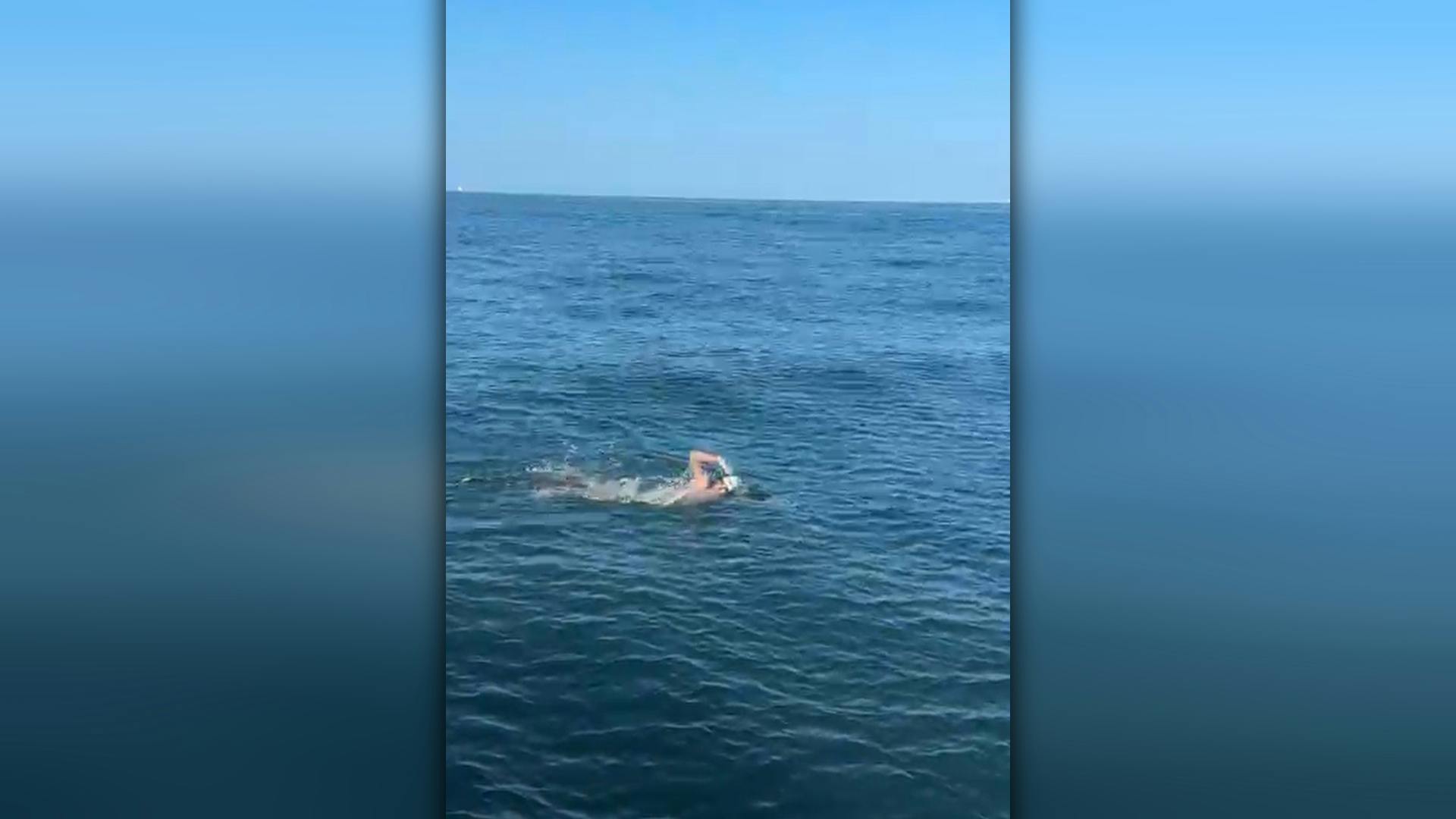 Nadador antofagastino logró cruzar el canal de la mancha