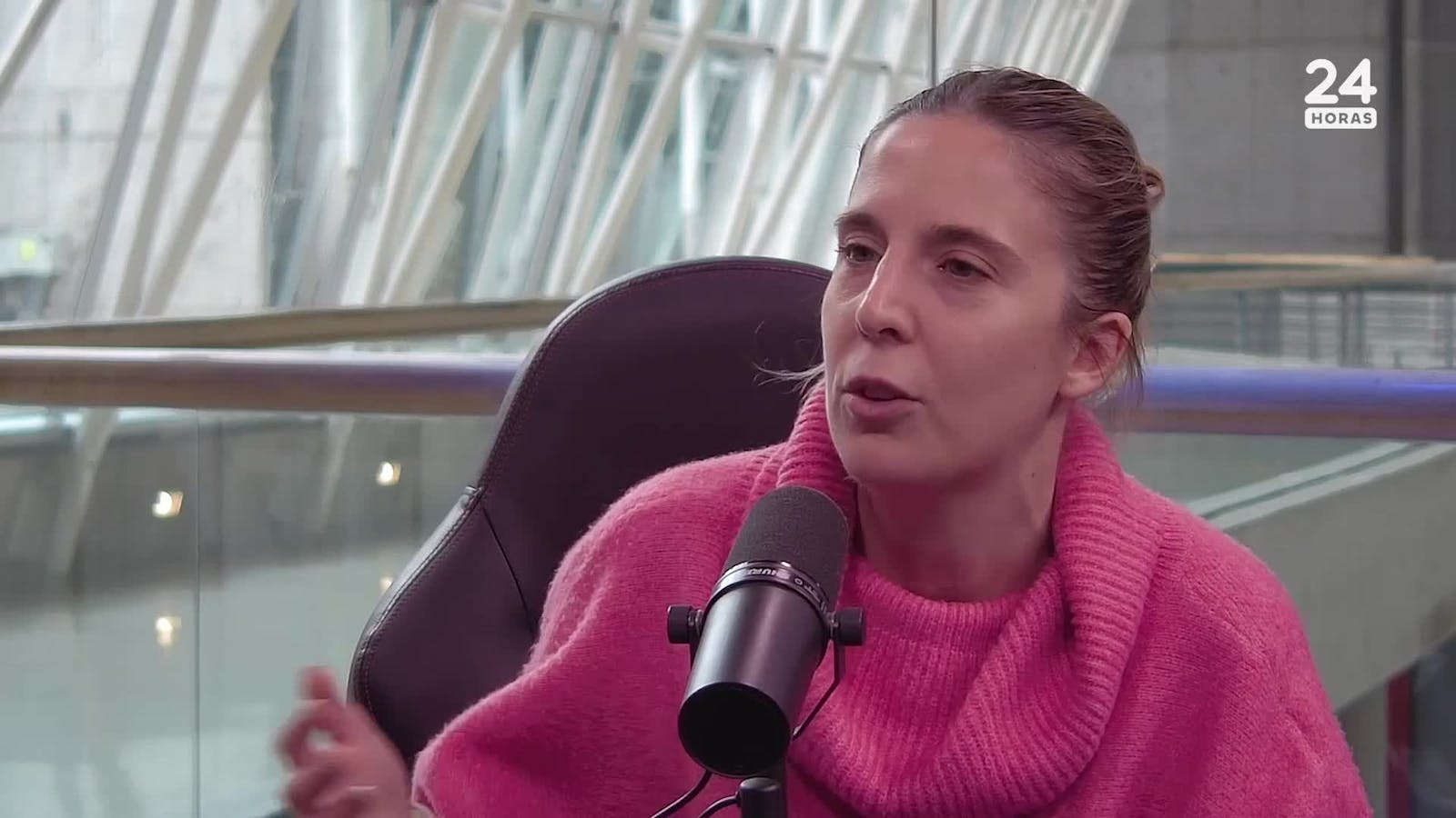 Andrea Hartung - Cazadoras: cuando el true crime lo cometen mujeres | Página 24 - T1E5