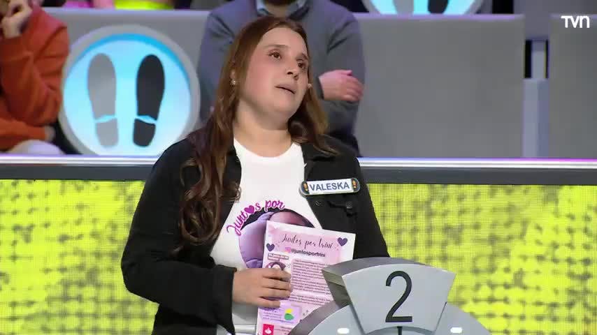 "Juntos por Trini": la campaña que lidera Valeska por su hija