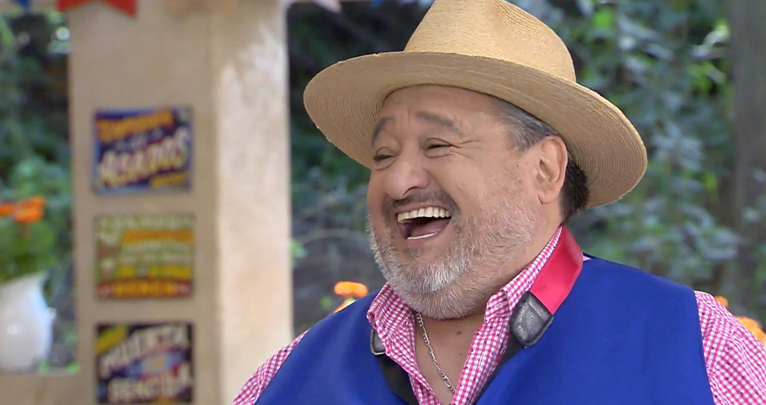 Pancho del Sur llega a "El Medio Día" con toda su picardía de las payas 