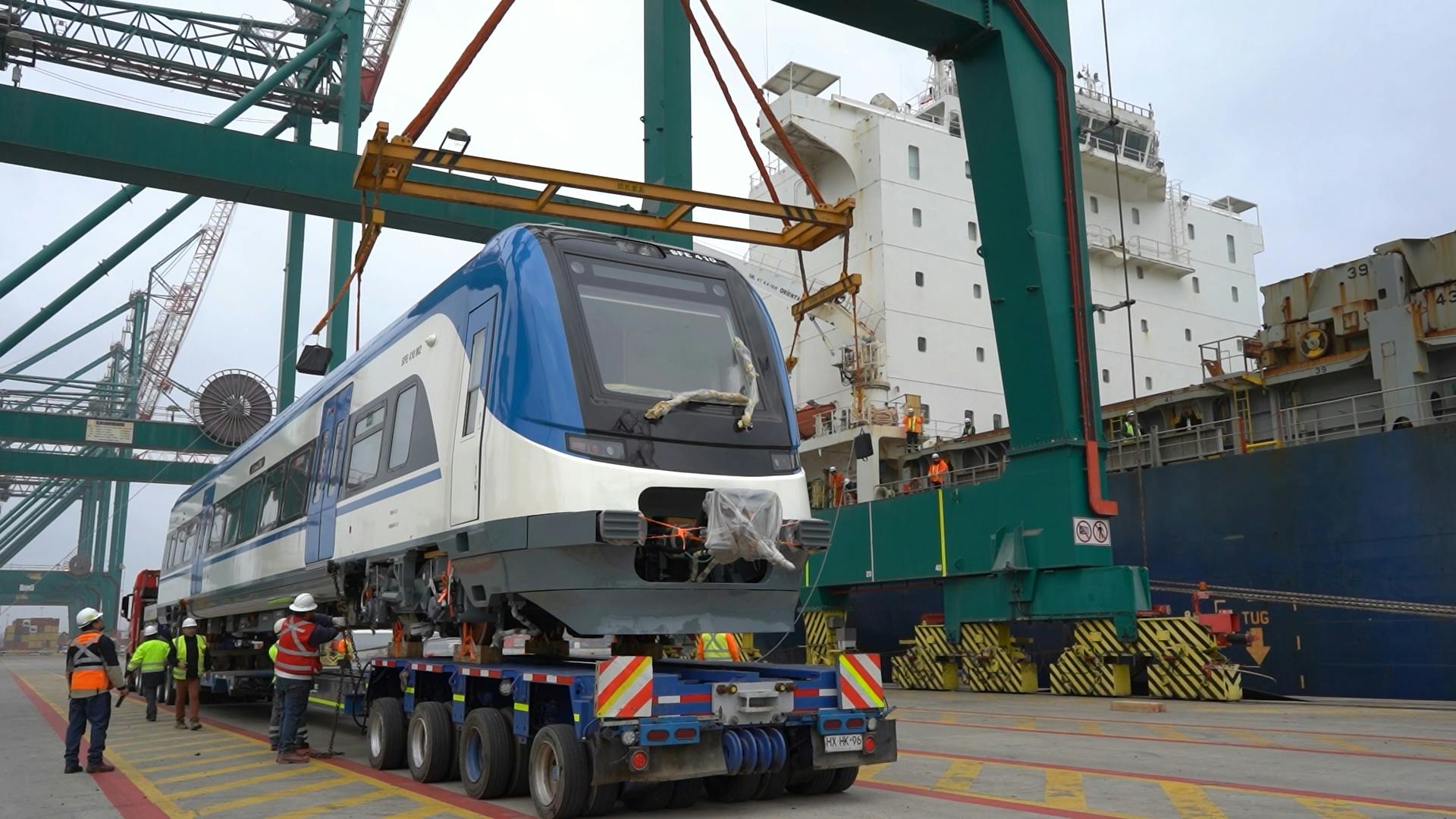 Nuevos trenes llegan para aumentar la capacidad de transporte a EFE Valparaíso