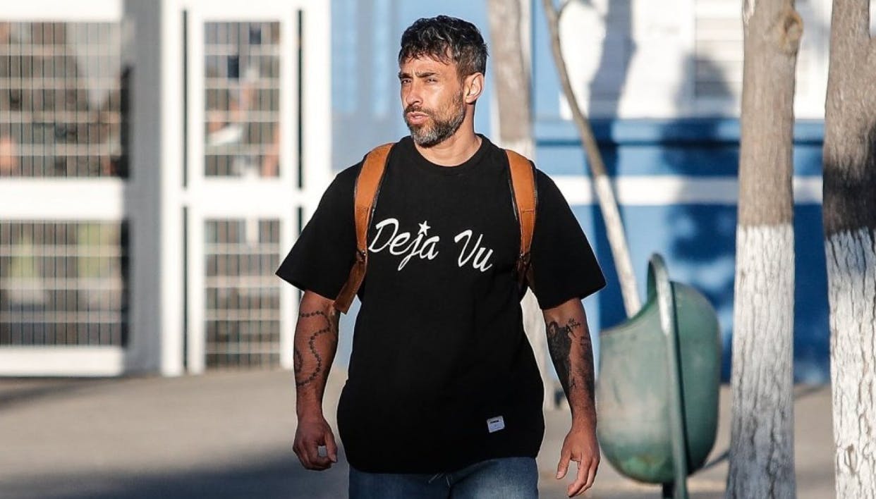 ¿Podría volver a la cárcel?: Acusan que Jorge Valdivia incumplió cautelar de prohibición de acercamiento