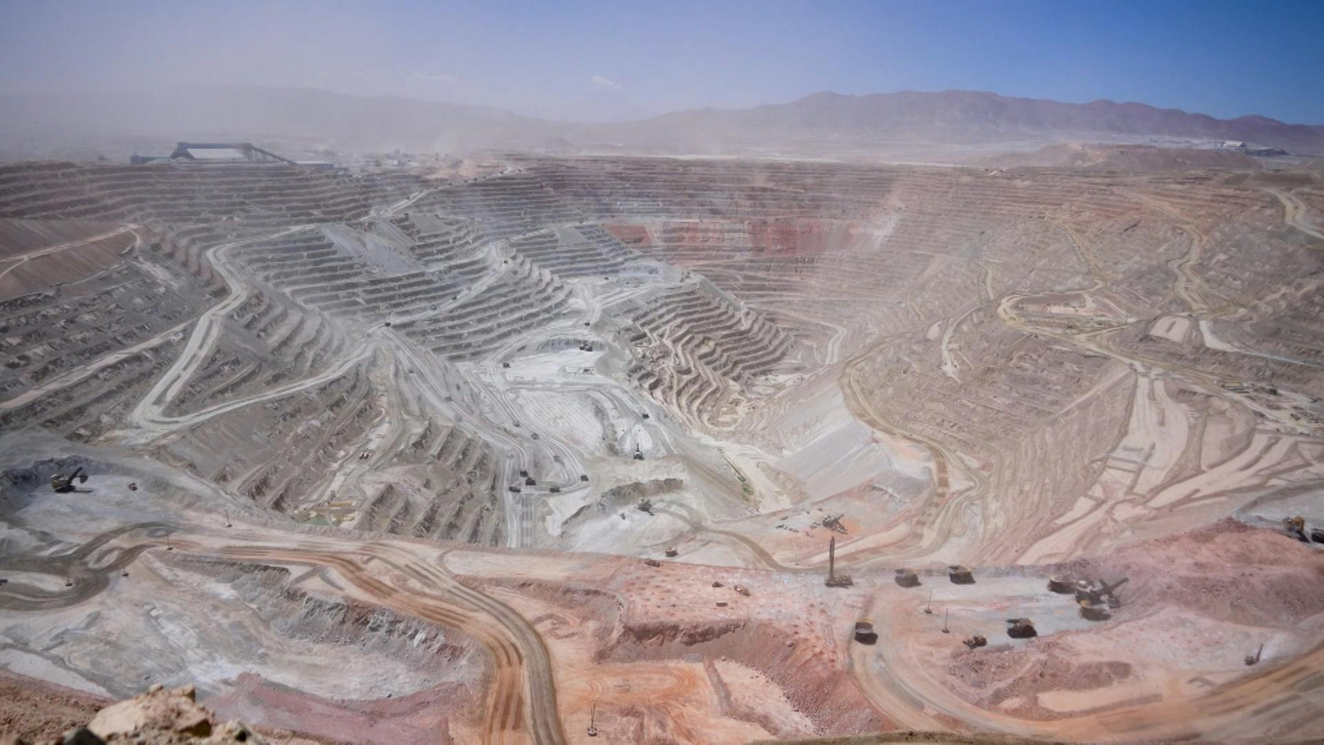 Síntesis regional de noticias: minera Escondida presenta megaproyecto ante el SEIA  