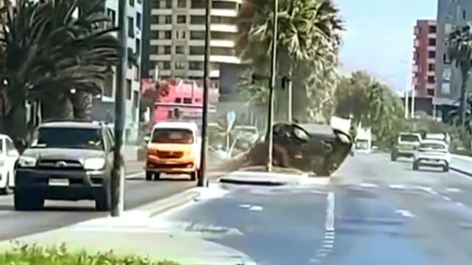 Dos lesionados tras colisión intencional 