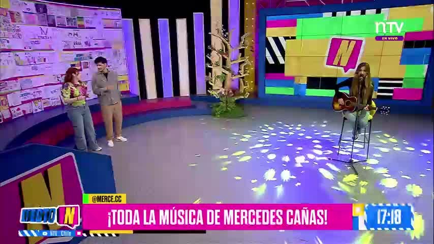 MERCEDES CAÑAS: LA CANTAUTORA ESPAÑOLA QUE CONQUISTA CHILE