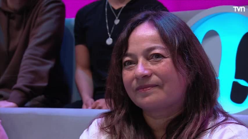 Cristián logró reencontrarse con el amor de su vida: Su ex compañera del colegio. 
