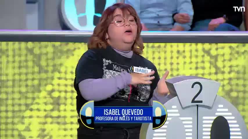 Isabel le mandó un peculiar saludo a su pololo