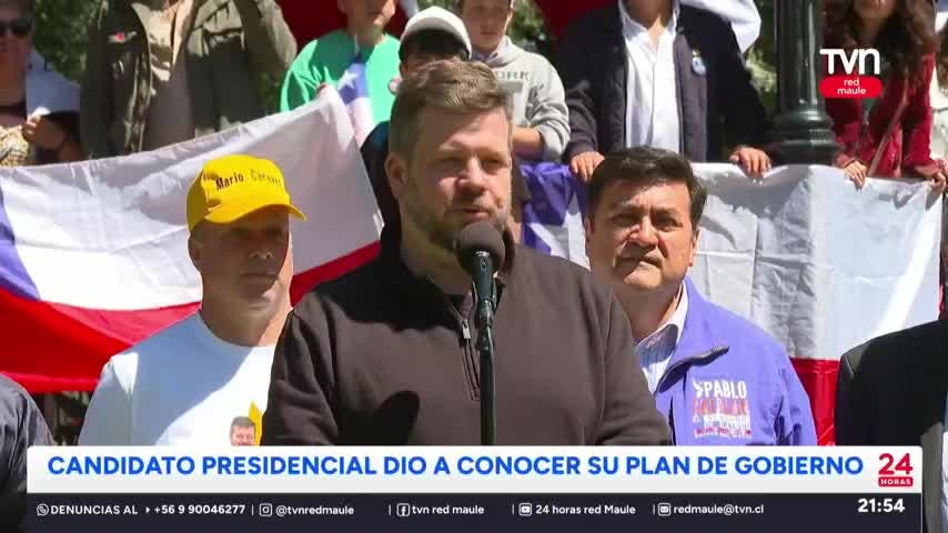 Johannes Kaiser cerró su visita al Maule reuniéndose con adherentes en la Alameda de Talca