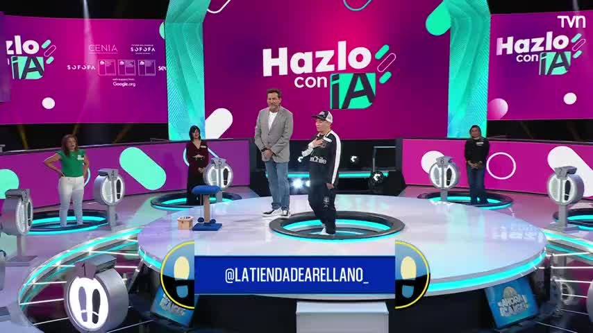 "¡No la tenía!": Daniel recibió de regalo una significativa camiseta de Colo Colo