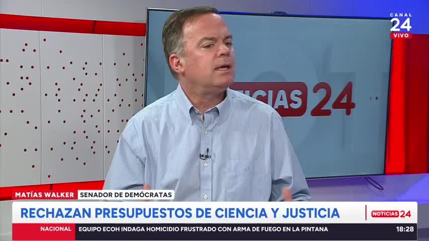 Senador Walker: “Ni los funcionarios públicos son parásitos ni el Gobierno es una tropa de atorrantes”