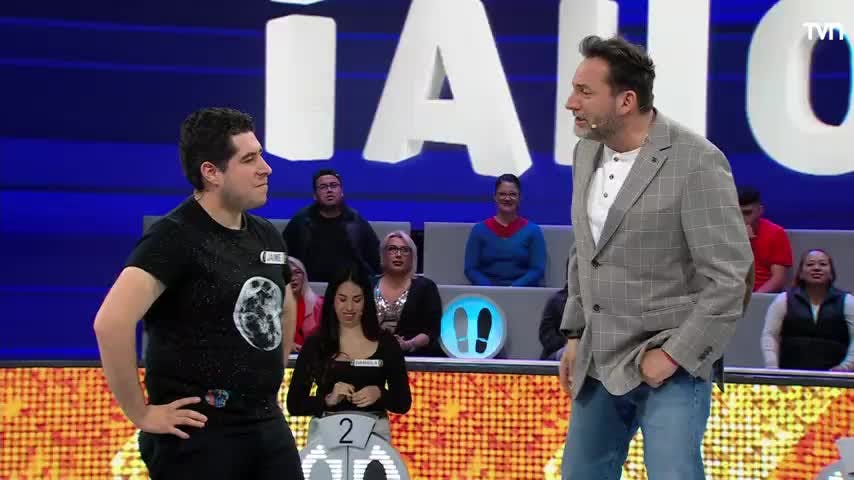 Participante sorprende con perfecta imitación de un pájaro 