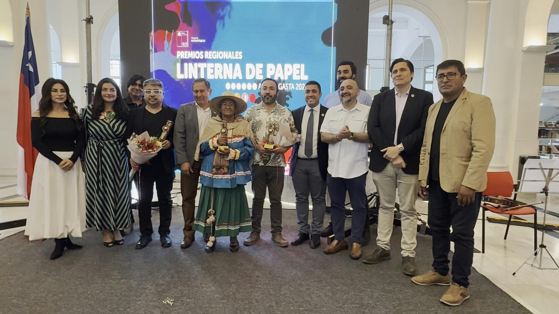 Linterna de papel 2025 premian a talentos regionales 
