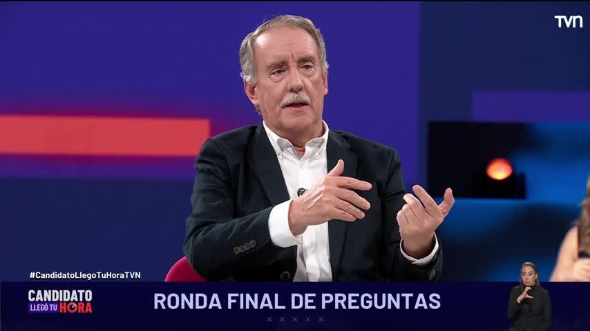 Artés: "Los principios comunistas los tiene más claro Jadue que Jara"