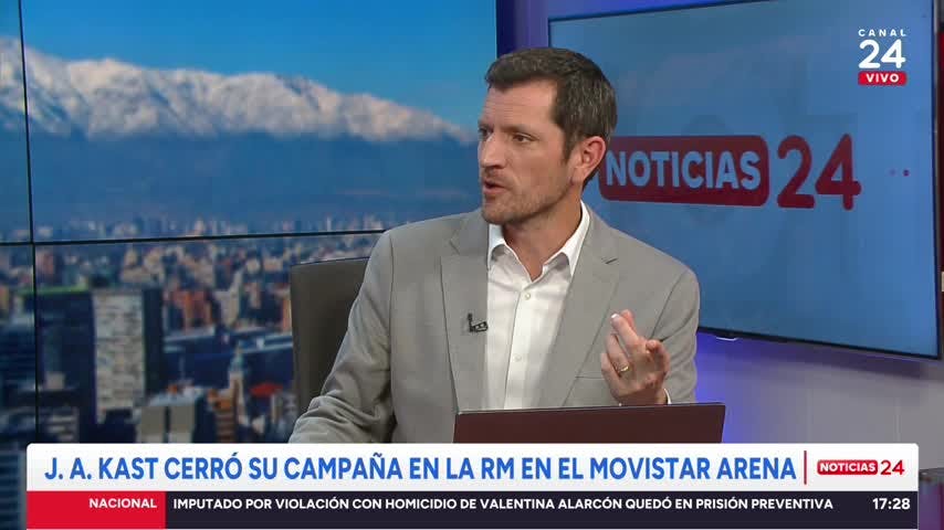 Vocero de Kast por cánticos en cierre de campaña de Jara: “En ningún momento ella defiende a Carabineros”