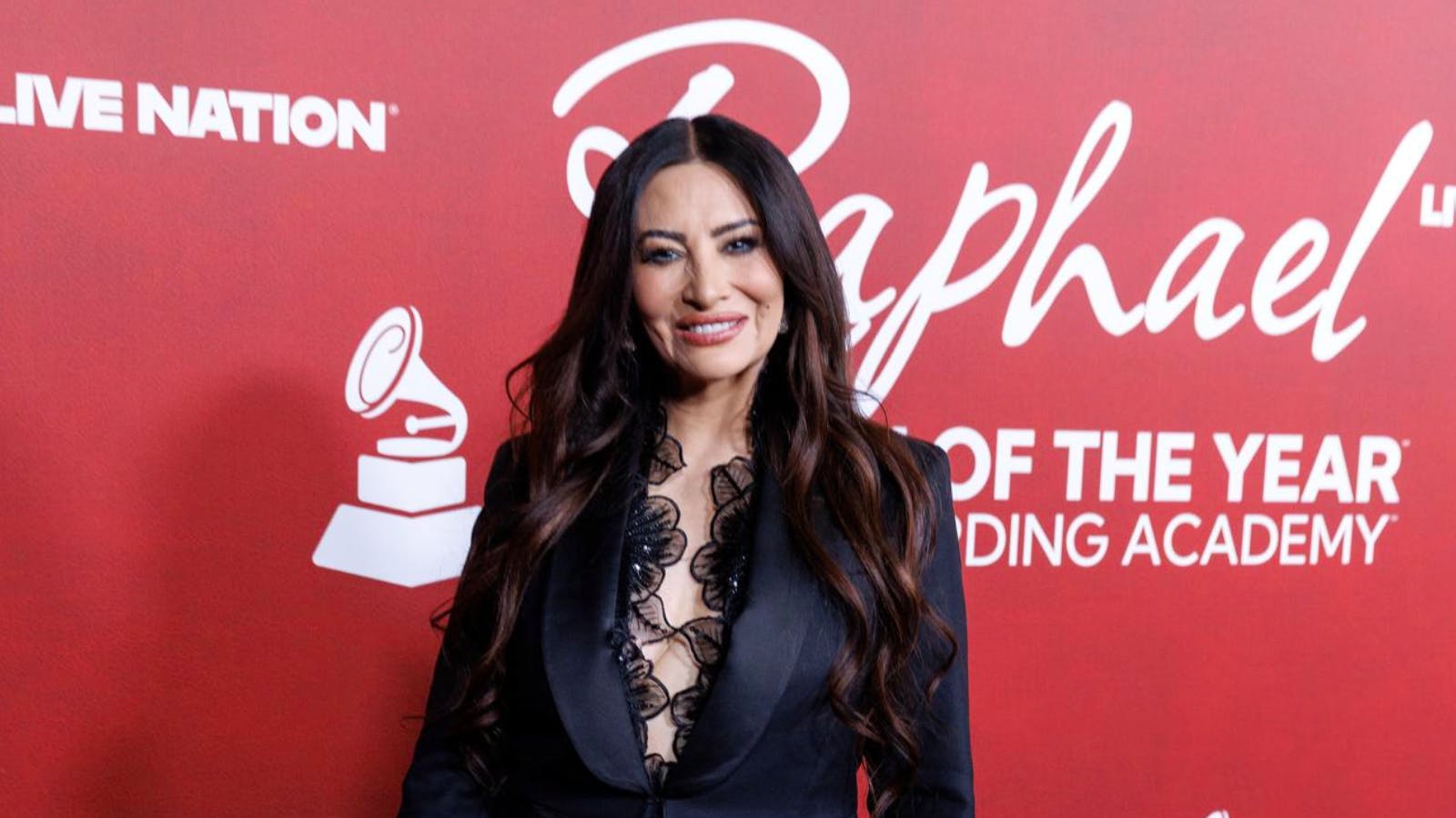 La aplaudida participación de Myriam Hernández en los Latin Grammy 2025 
