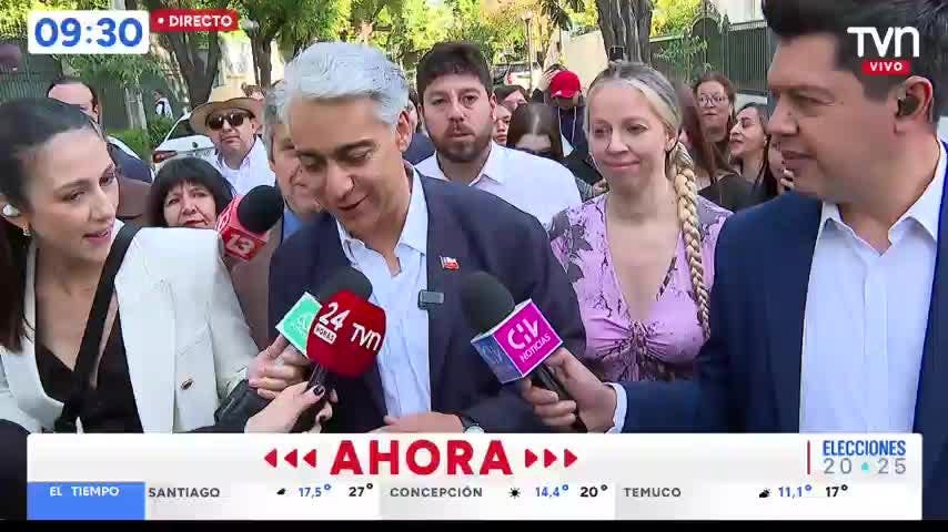 ME-O vota en liceo 7 de Providencia y afirma estar "convencido" de llegar a segunda vuelta